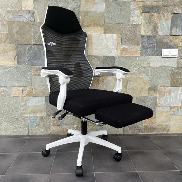 Компьютерное кресло SEWEN YODA Footrest Черно-белый
